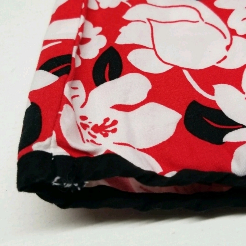 Studio Y Womens Red and White Floral Skirt Waist 27" Length 22.5" 2 Pockets  XS - Picture 6 of 11